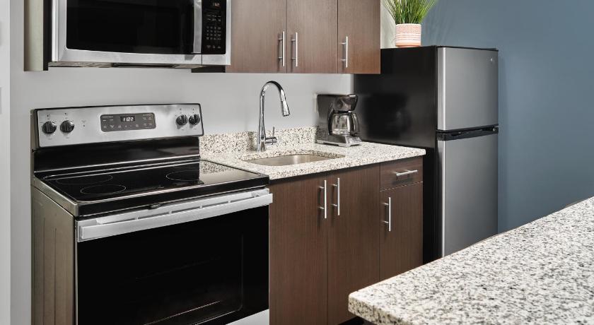 stayAPT Suites Suffolk-Chesapeake