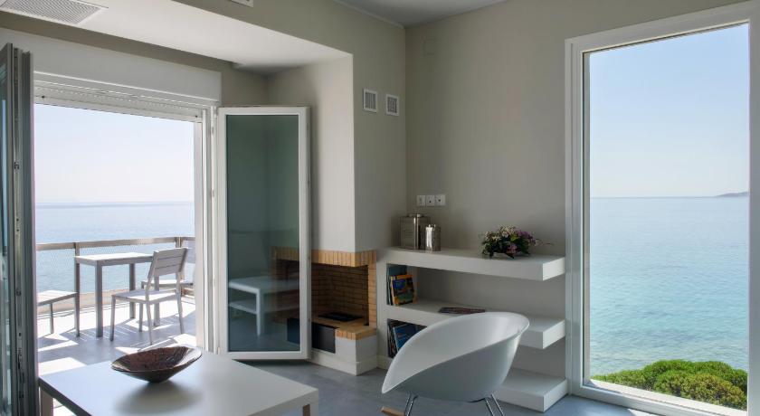 Monolia Maisonettes photo