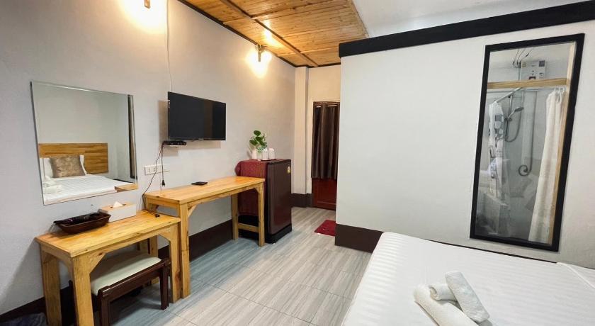 Image of Family Room 9