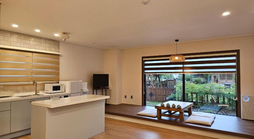 Gyeongju Stay33 Pet friendly house near Hwangridangil Accommodation room
