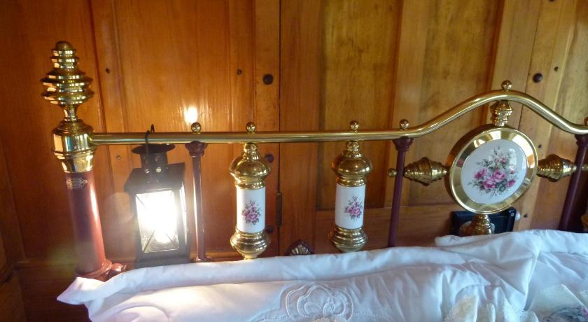 Image of Two-Bedroom Train Carriage 6