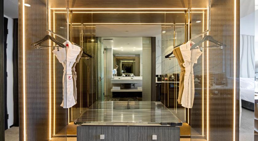 Image of Urban Vista King Suite with Free Wifi 7