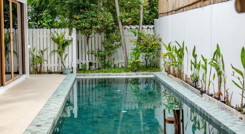 Image of Beachfront Private Pool Villa 6