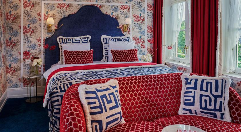 Image of Deluxe room with Canal View 6