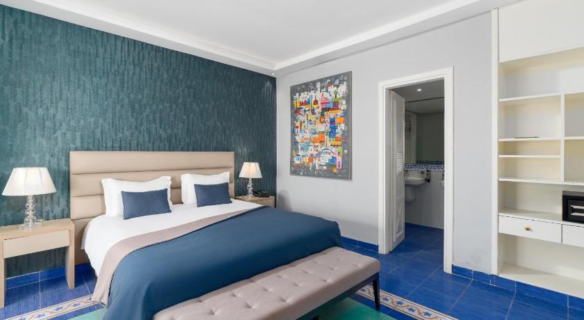 Image of Junior Suite Sea View 8