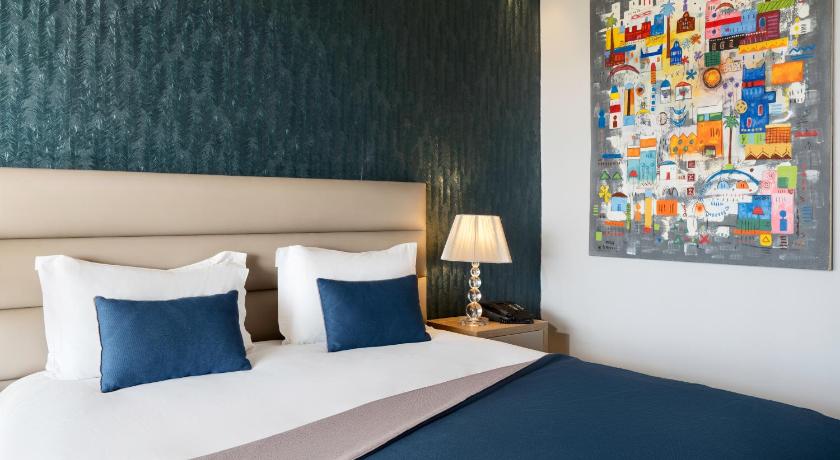 Image of Junior Suite Sea View 11