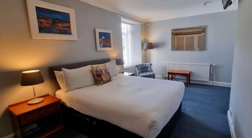 Comrie The Four Seasons Hotel 3-Star Hotel pool