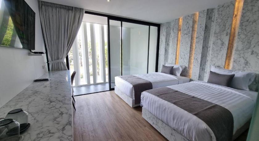 Image of Deluxe Suite Twin 1