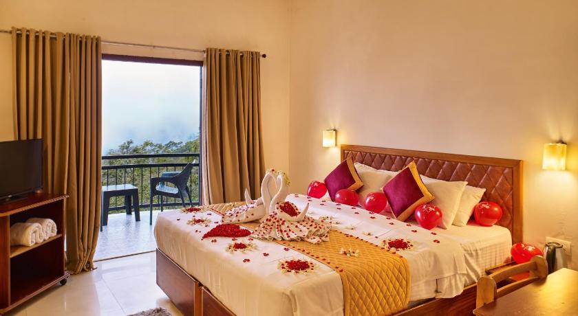 Deshadan Mountain Resort - The highest resort in Munnar - image 12