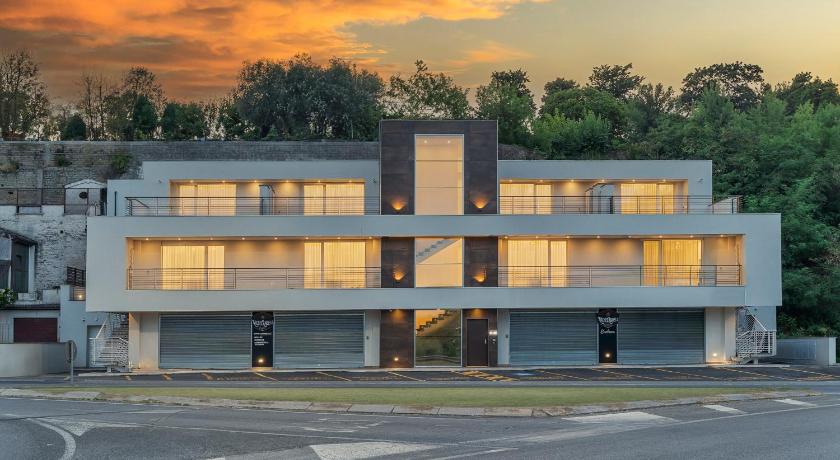 ARMONIA Guest House