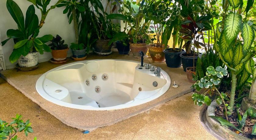 Image of Double Room with Garden View 2