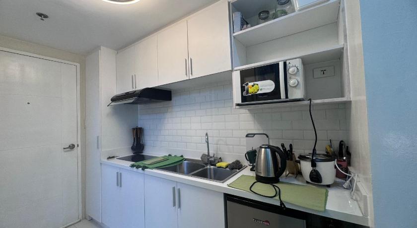 宿务 Luxanos Condo Place- Sunvida Tower 3星级 民宿 泳池