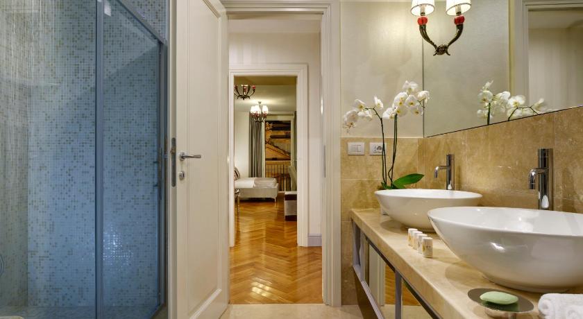 Image of Junior Suite 8