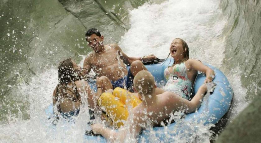Vernon Township (NJ) Luxe 10 guest Cottage Ski-Golf-Firepit-Lakes-Hike 4-Star Accommodation exterior