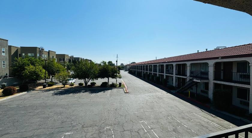 阿苏萨 (CA) Casa Blanca Hotel - Azusa, Los Angeles 3星级 住宿 景观