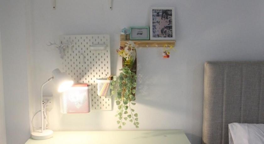 Homeku Guesthouse Room 1 near airport Latkrabang - image 10