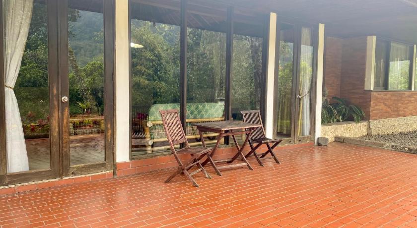 バリ The Buyan Resort Bedugul 5つ星 ホテル 客室