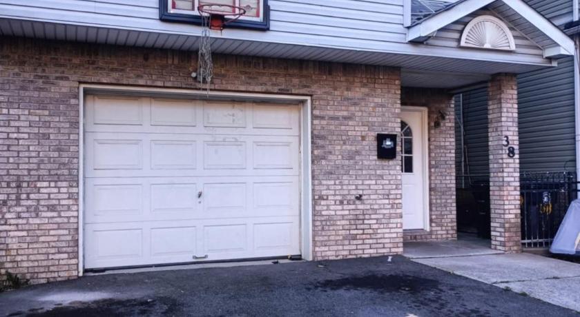 뉴어크 (NJ) Fada Guest House - 38 Yates Ave Newark 숙소 레스토랑