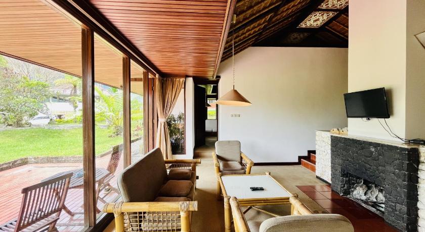 バリ The Buyan Resort Bedugul 5つ星 ホテル スイート