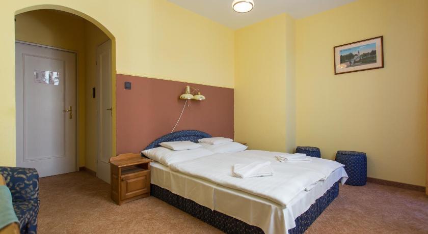 Image of Standard Twin Room 1