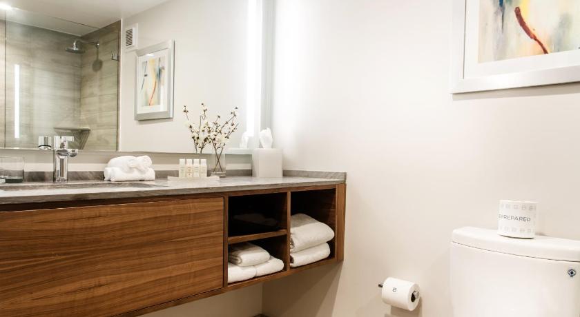 Image of Standard King Bed Room 16