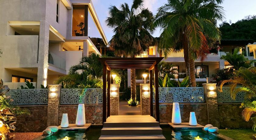 Image of Ocean Room - Adults Only 4