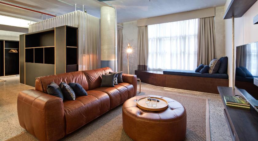 Image of Luxury Suite 8