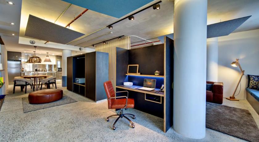 Image of Luxury Suite 9
