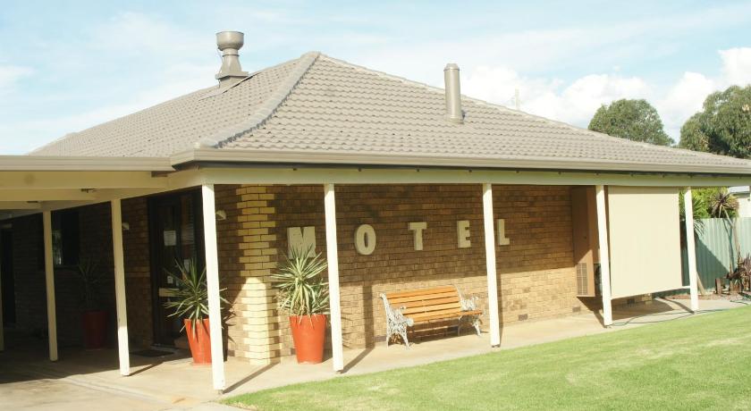 Culcairn Motor Inn photo