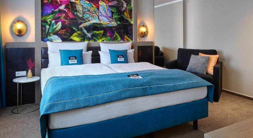 Image of Premium Queen Room with Single Sofa Bed 0