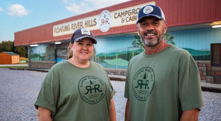 Cassville Reserve all 5 tents for the price of 4 - Roaring River Hills 2-Star Accommodation restaurant