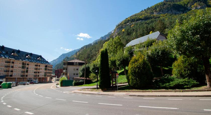 Apartamentos Canfranc 3000