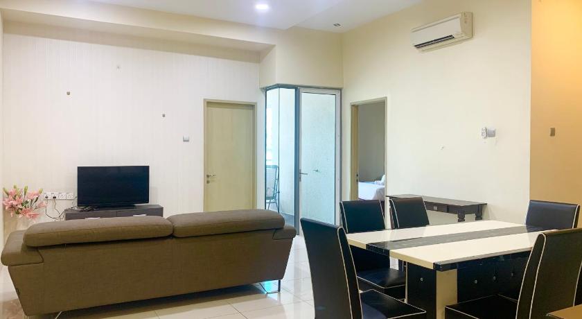 Image of Three Bedroom Apartment 13