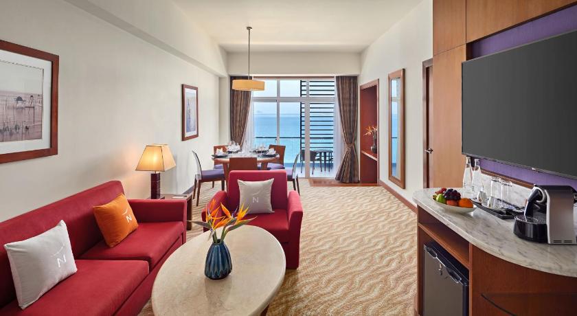 Image of Superior King Room 6