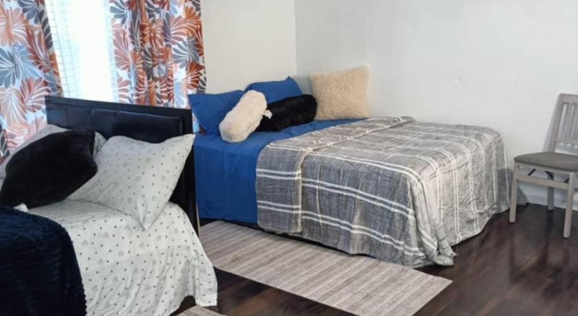 뉴어크 (NJ) Fada Guest House - 38 Yates Ave Newark 숙소 스위트룸