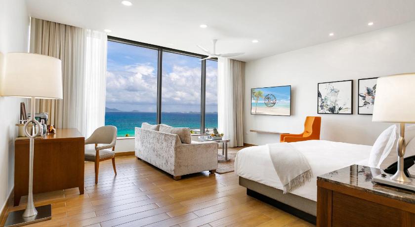 Image of Ocean View King 0