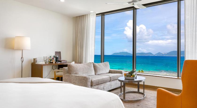 Image of Ocean View King 3