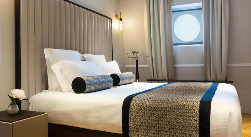 Image of Tour Eiffel Suite 3