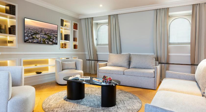 Image of Tour Eiffel Suite 1
