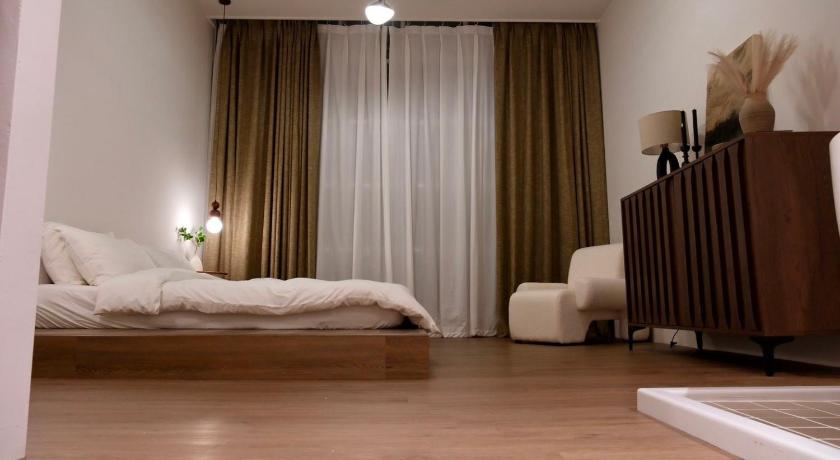 Image of Three-Bedroom Vacation Home 12
