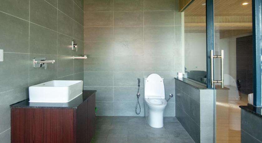 Image of Deluxe Double or Twin Room 2