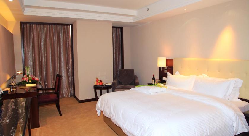 Huihao Hotel photo