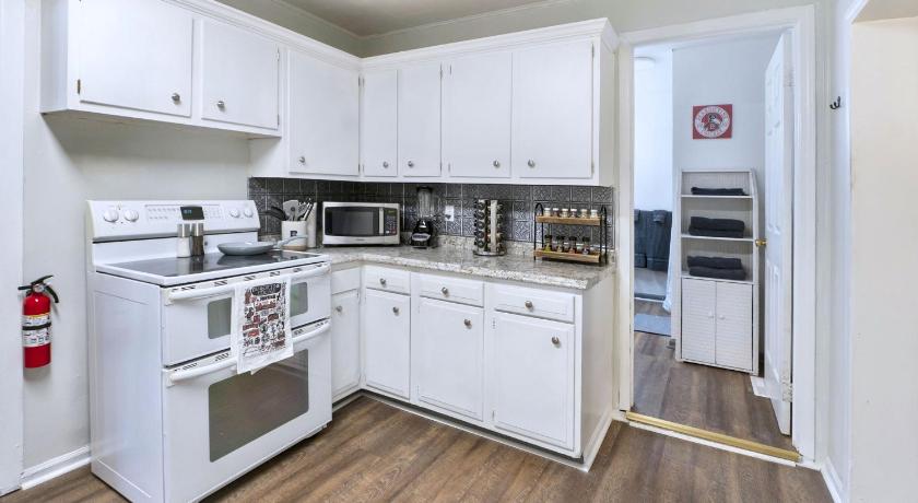 Atchison (KS) Awesome Benedictine Theme and In Your Budget! 3-Star Accommodation amenity