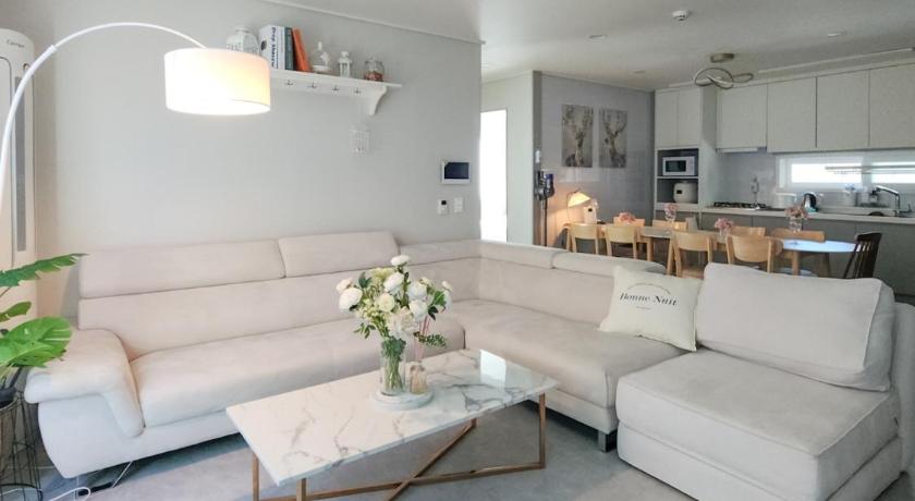 서울 31평의 넓은 에스더스테이,서울 3성급 숙소 로비