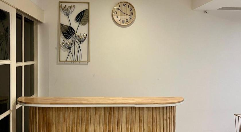 comfy crib hostel 2 - image 11