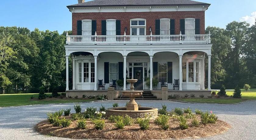 Captain Jacks Guest House