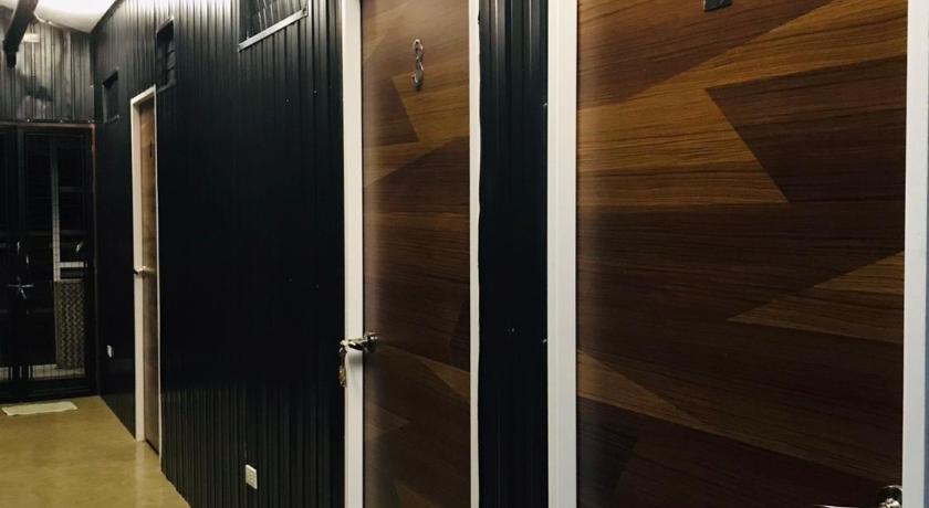 Ezkinita Room Rental - Near the Airport - image 10
