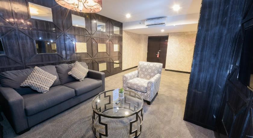 Image of Suite 10