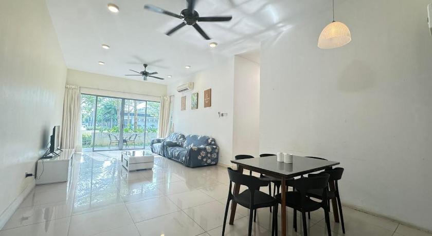 Image of Three Bedroom Apartment 3