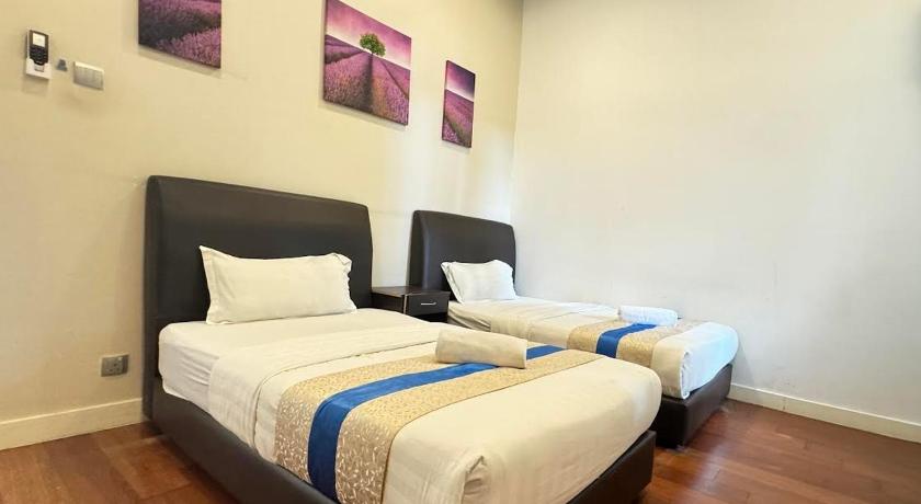 Image of Three Bedroom Apartment 9
